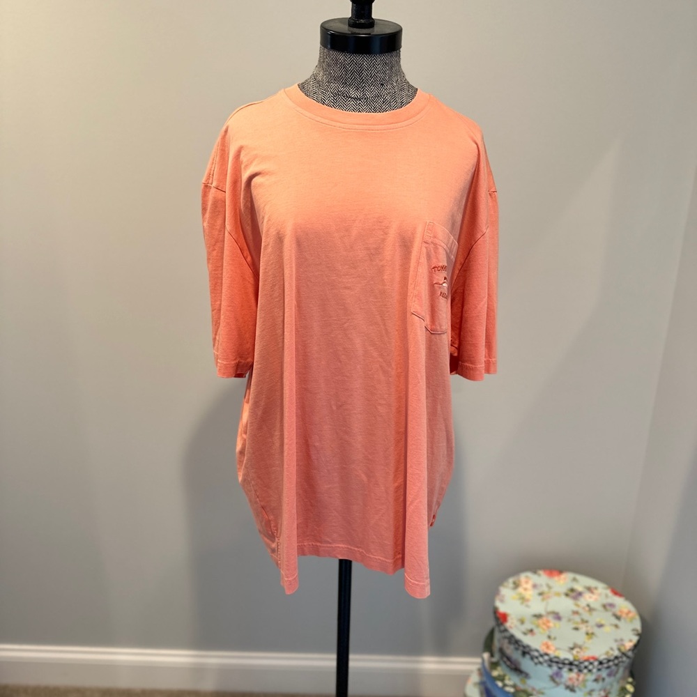 Tommy Bahama pocket t